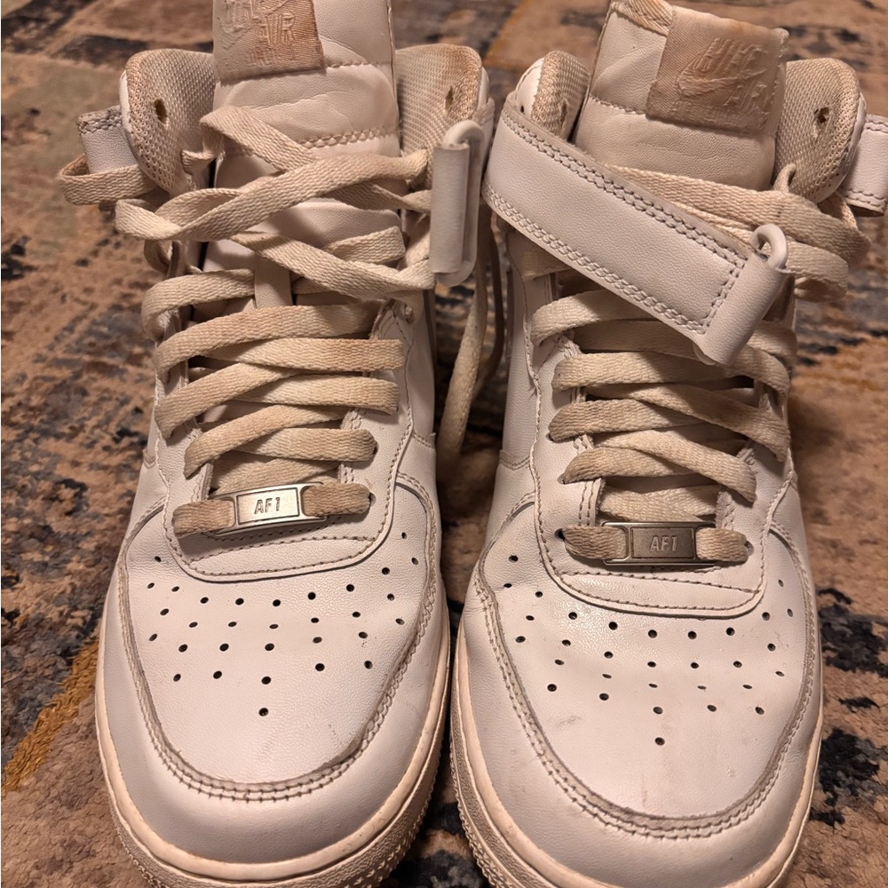 Air Force One Mids Men’s 8